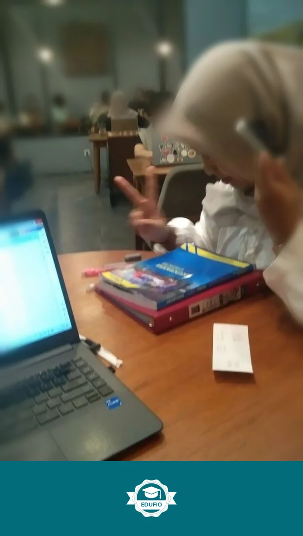 Siswa mengikuti les akuntansi Jogja bersama tutor Edufio