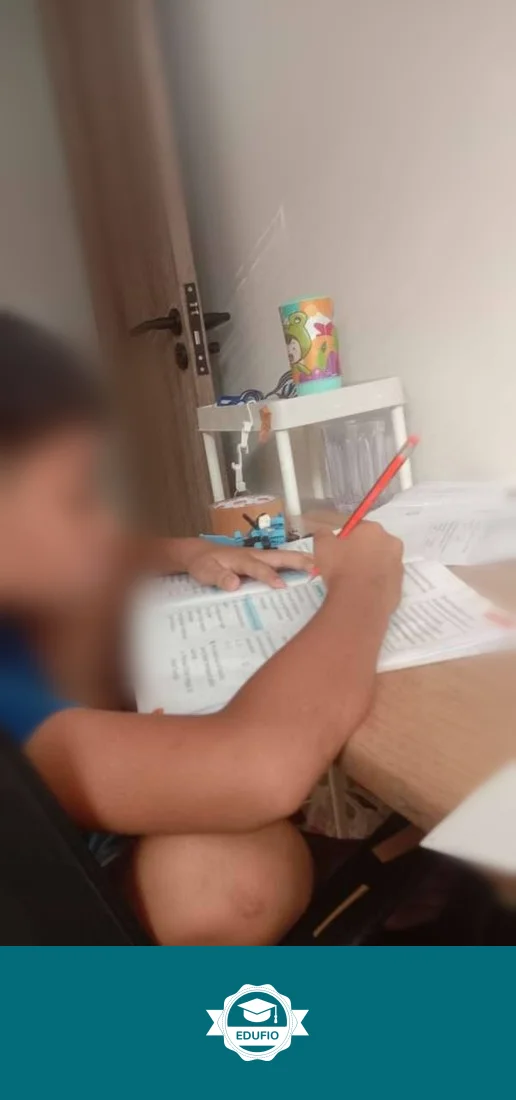 Galeri kelas les bahasa indonesia Jogja: siswa bersama tutor Edufio