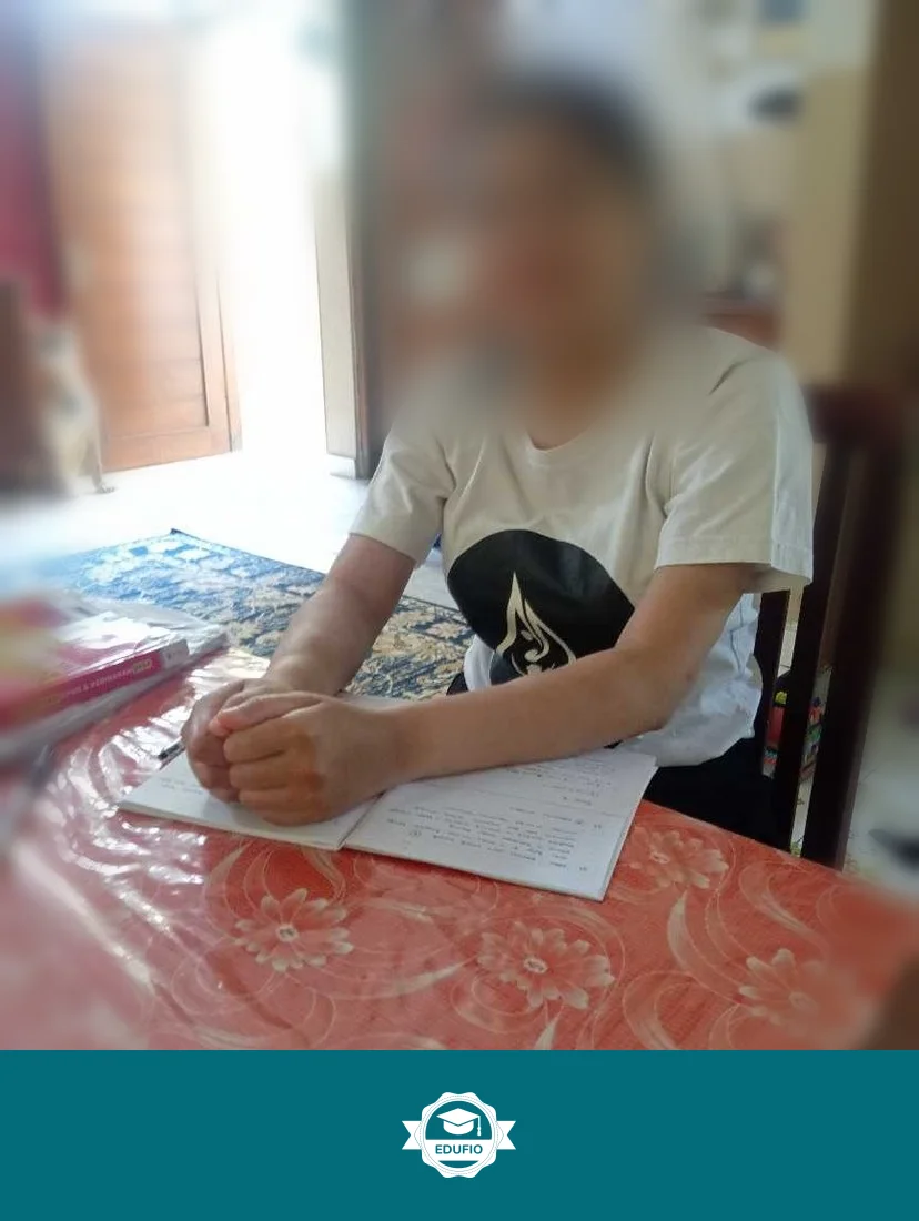 Siswa mengikuti les CPNS Bantul bersama tutor Edufio