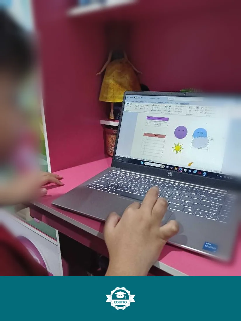 Siswa mengikuti les komputer Jogja bersama tutor Edufio
