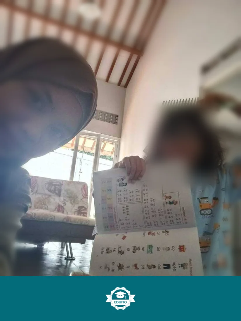 Siswa mengikuti les bahasa mandarin Jogja bersama tutor Edufio