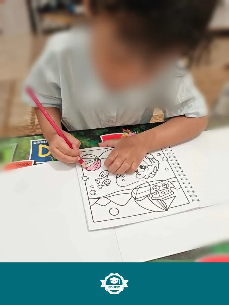 Siswa mengikuti les menggambar Jogja bersama tutor Edufio