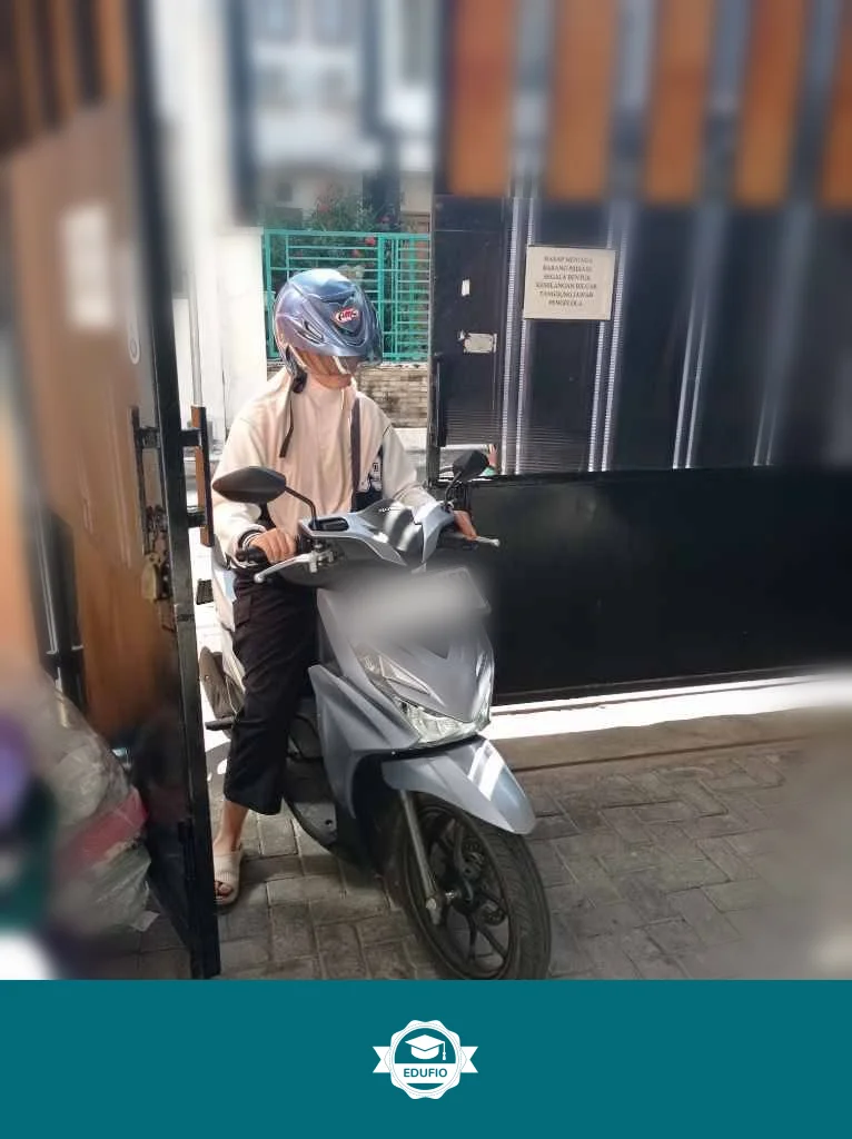 Dari ruang kelas kursus mengendarai motor Jogja Edufio