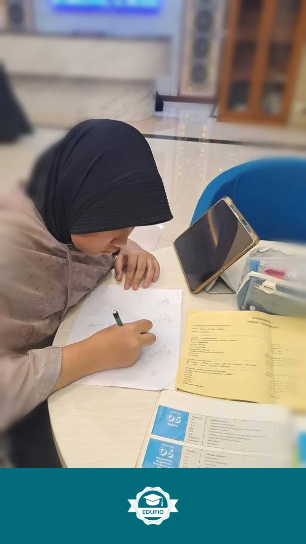 Galeri kelas les SD Jogja: siswa bersama tutor Edufio