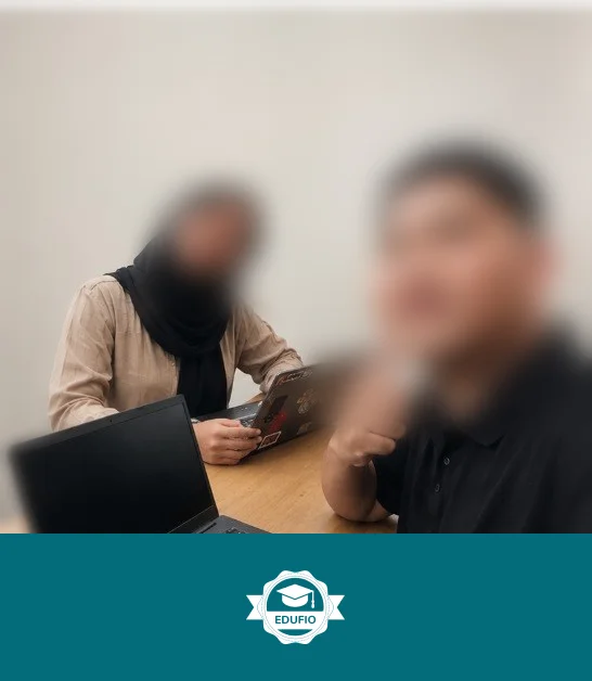 Tutor Edufio mendampingi siswa di kelas les TPA & psikotes Jogja
