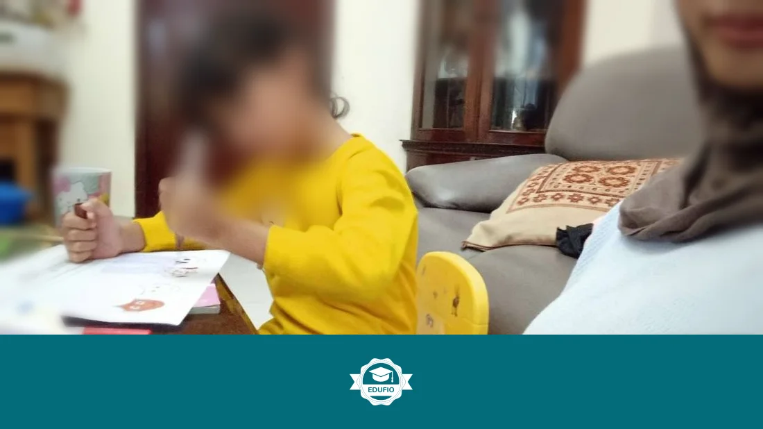 Sesi les menulis anak Jogja privat satu tutor satu siswa