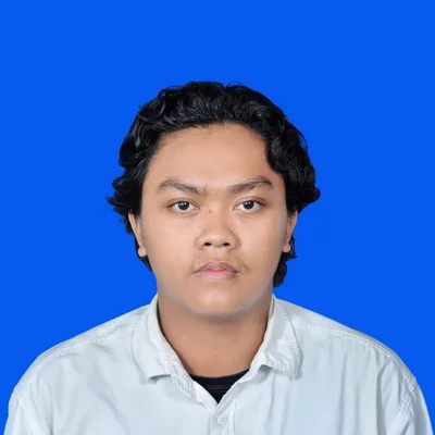 Tutor Edufio Adit N., Teknik Pertambangan UPN Yogyakarta, mengajar di Mlati