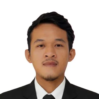 Tutor Edufio Akbar A., Dakwah dan Ushuluddin Islamic University of Madinah, mengajar di Pengasih