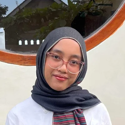Bening E., Desain Interior · ISI Yogyakarta — tutor kursus fotografi Jogja Edufio